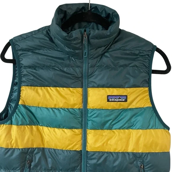 Patagonia Down Green and Yellow Quilted Vest for Outdoor Adventures Man Size XS